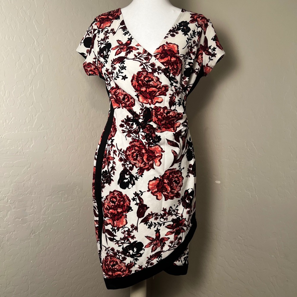 Almost Famous Floral Faux Wrap Sheath Dress Red Black White XL Short Sleeve